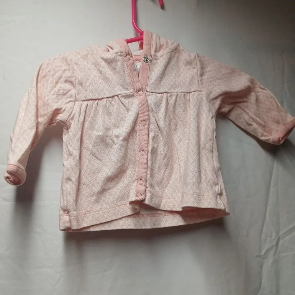 Carter’s Baby Girl 3 Mth  snap  Light Pink Sweater Top long Sleeve and hoddie